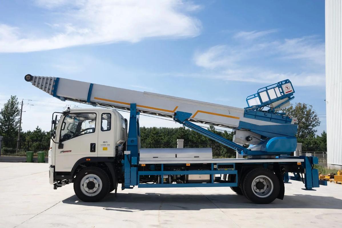 遂平云梯上料车租赁费用