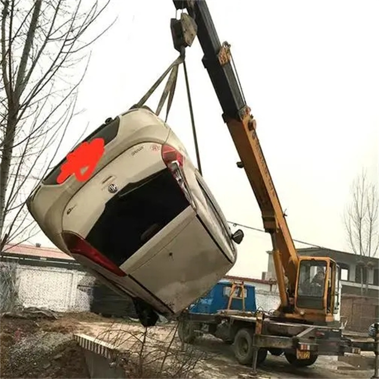 遂平随时待命，吊车24小时道路救援服务全解析